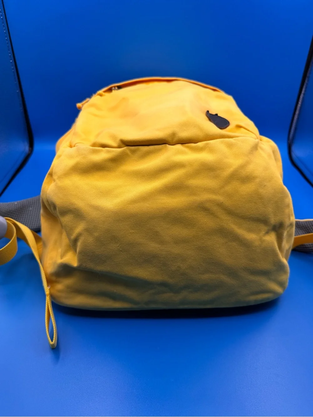 Fjallraven Mustard Yellow Canvas Laptop Backpack 26051 Raven 20L